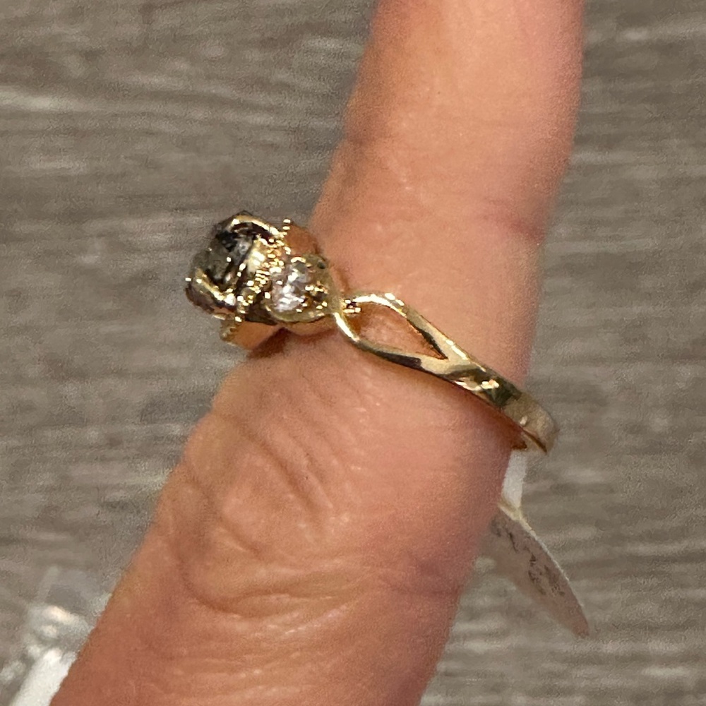 4 Charmed Aroma Rings - Picture 10 of 16